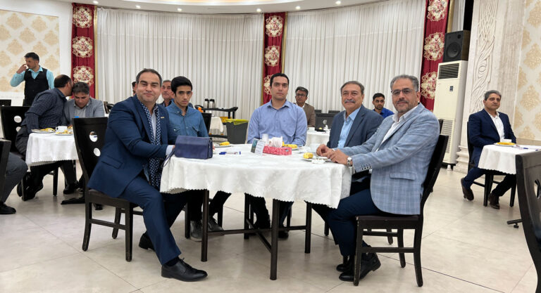 رویداد-هم-اندیشی-با-بزرگان-صنعت-و-تجارت-یوپرودمی-(3)